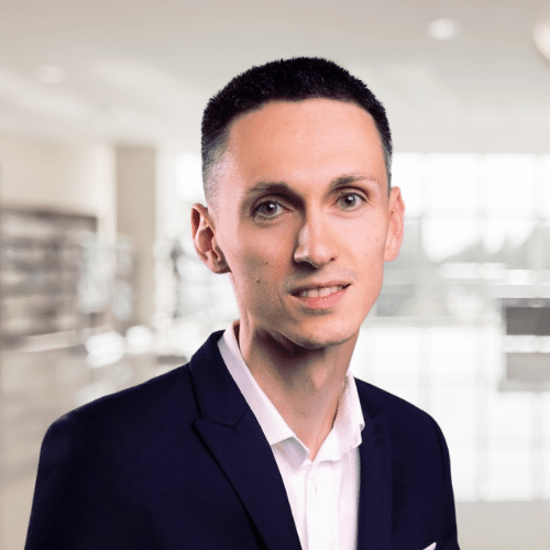 Julien Consultant CRM ERP Sogestea